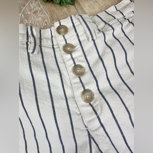 Madewell Emmett Button-Front Shorts in Stripe in Canvas Size 24 - Picture 6 of 14